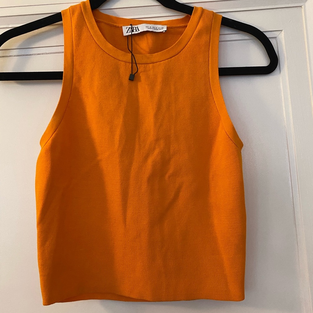 Euc Zara brand crop orange top. Size medium.
